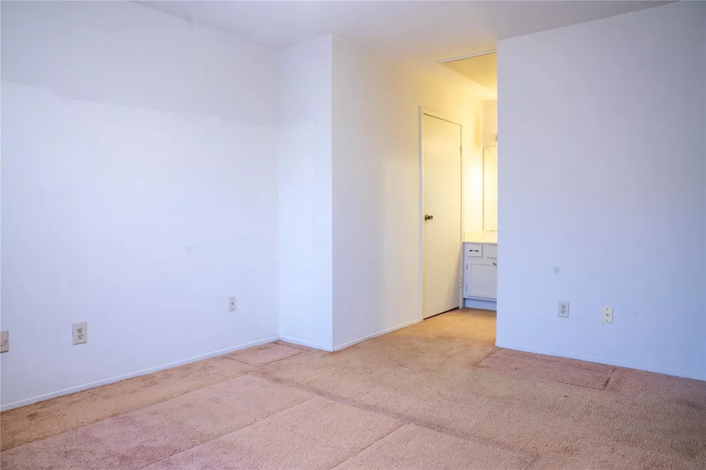 1862 Birch Street Texas City, TX 77591