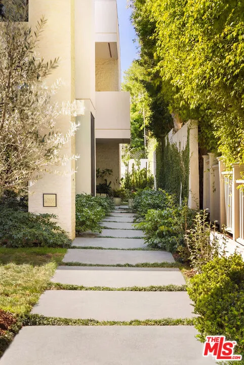 622 24th Street Santa Monica, CA 90402