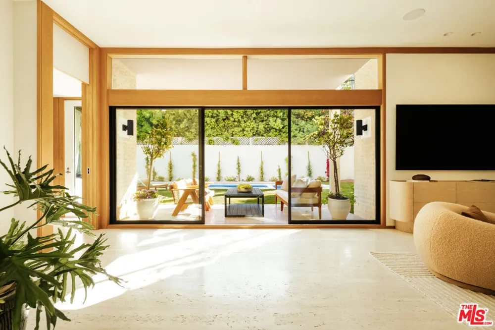 622 24th Street Santa Monica, CA 90402