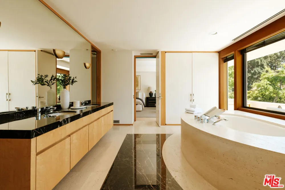 622 24th Street Santa Monica, CA 90402