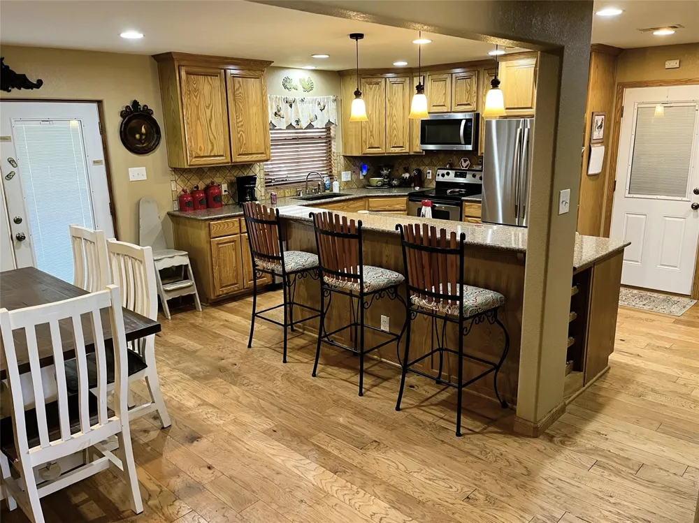 203 Jane Street Groesbeck, TX 76642