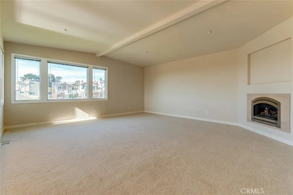 305 Ivar Street Cambria, CA 93428