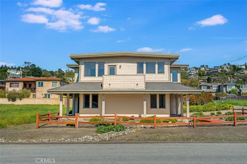 305 Ivar Street Cambria, CA 93428