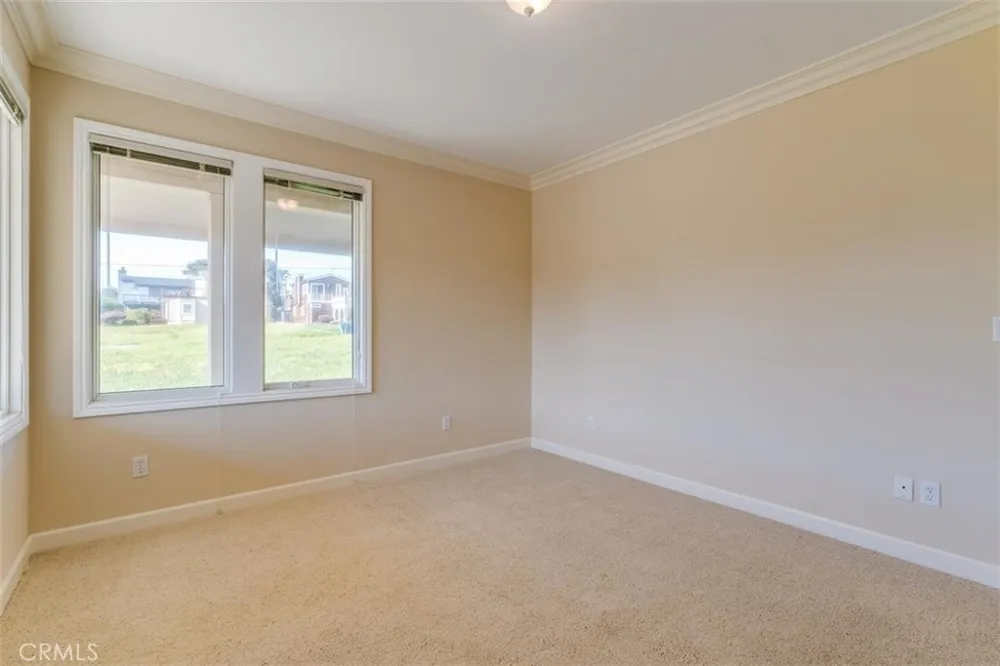 305 Ivar Street Cambria, CA 93428
