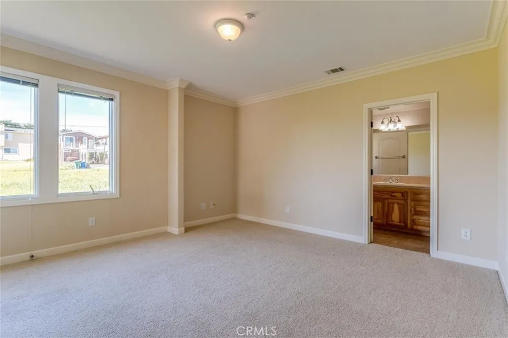 305 Ivar Street Cambria, CA 93428