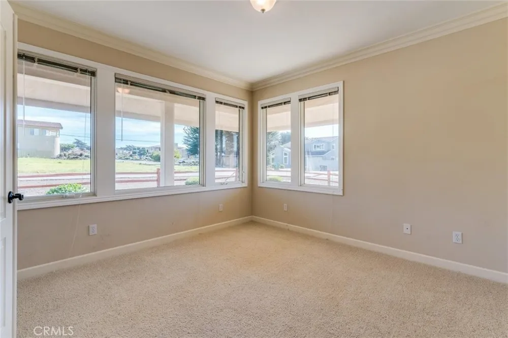 305 Ivar Street Cambria, CA 93428
