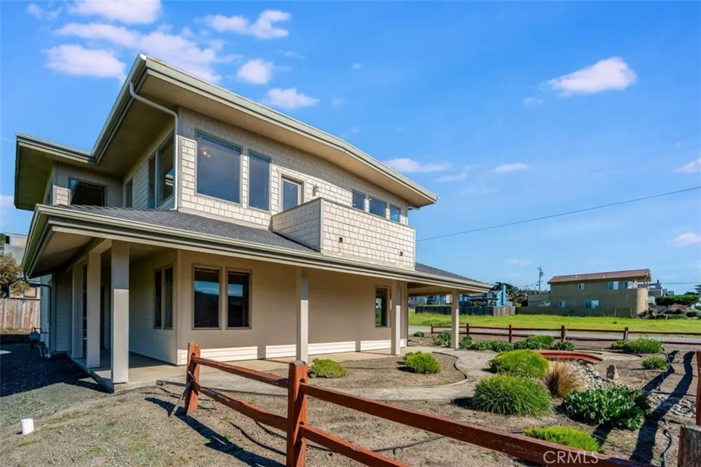 305 Ivar Street Cambria, CA 93428