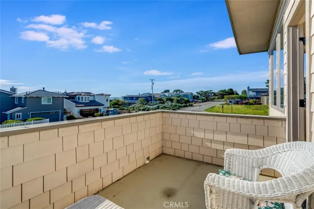 305 Ivar Street Cambria, CA 93428