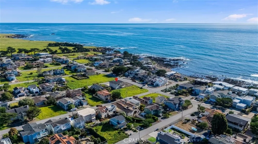 305 Ivar Street Cambria, CA 93428