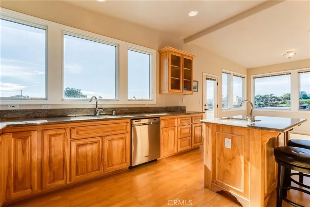 305 Ivar Street Cambria, CA 93428
