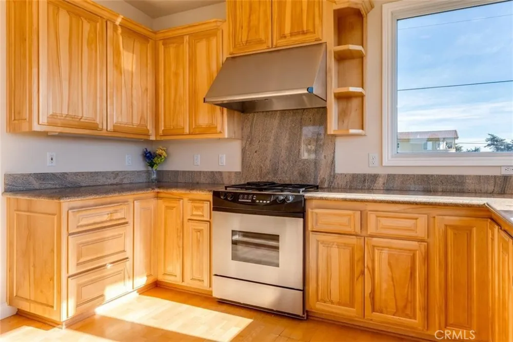 305 Ivar Street Cambria, CA 93428