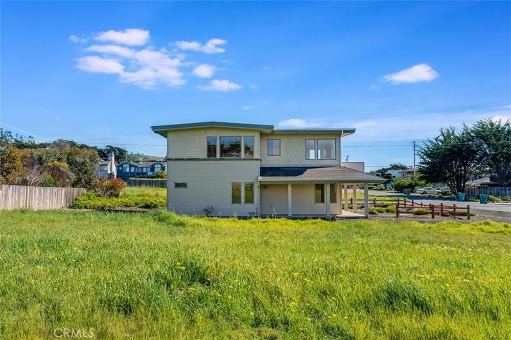 305 Ivar Street Cambria, CA 93428