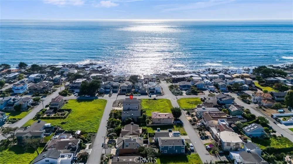 305 Ivar Street Cambria, CA 93428