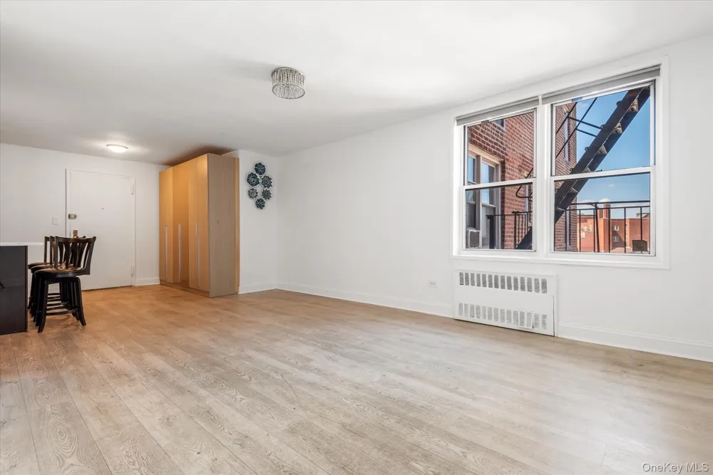 6011 Broadway #5E Woodside, NY 11377