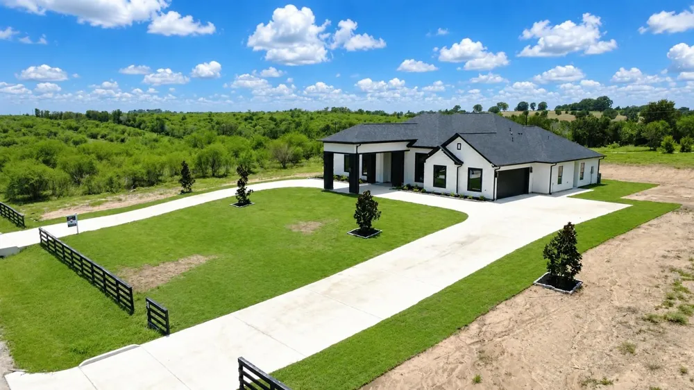 14380 Childress Ranch Dr Washington, TX 77880