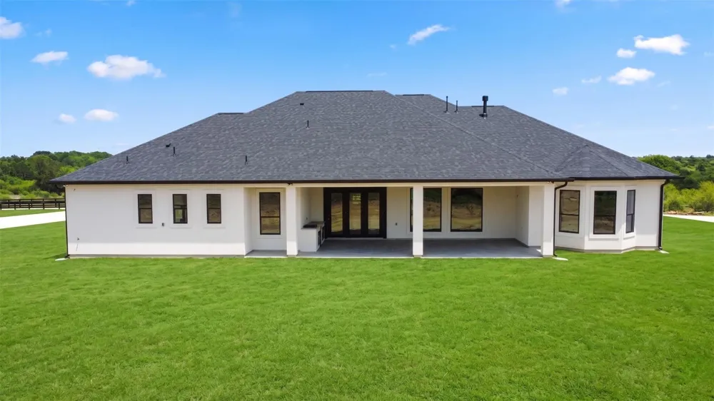 14380 Childress Ranch Dr Washington, TX 77880