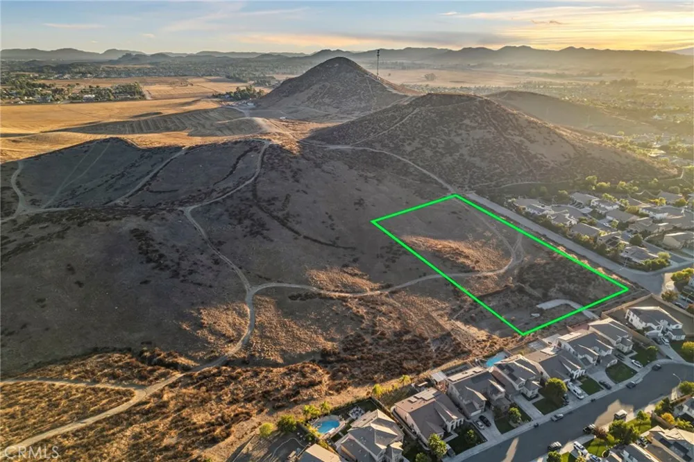 Melmore Menifee, CA 92584