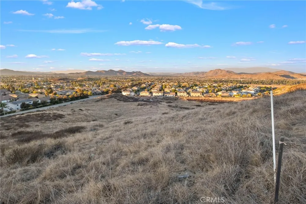 Melmore Menifee, CA 92584