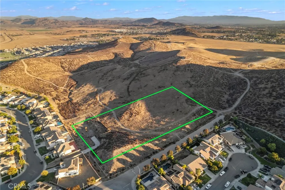 Melmore Menifee, CA 92584