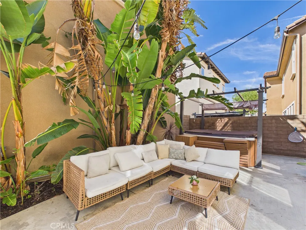3174 E Piru Brea, CA 92821