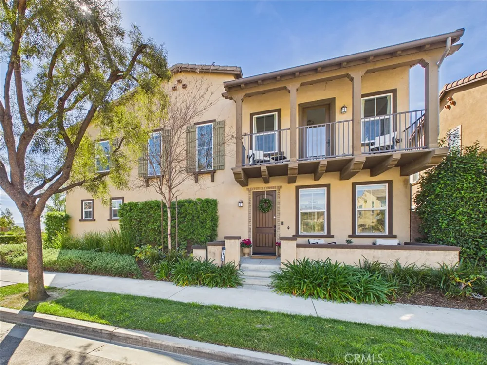 3174 E Piru Brea, CA 92821