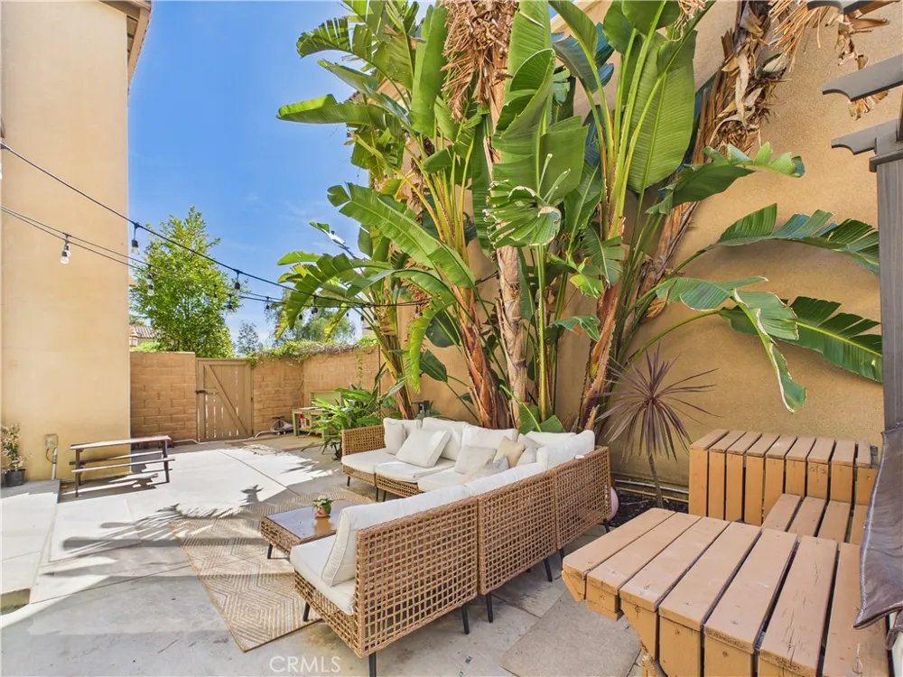 3174 E Piru Brea, CA 92821