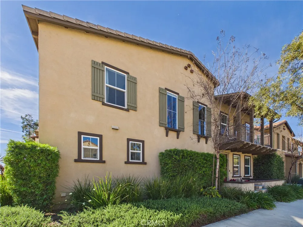 3174 E Piru Brea, CA 92821