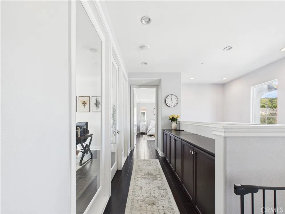 3174 E Piru Brea, CA 92821