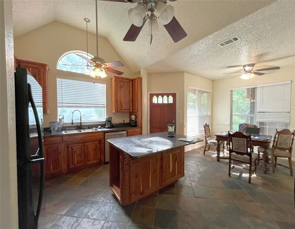 218 Lcr 743 Thornton, TX 76687
