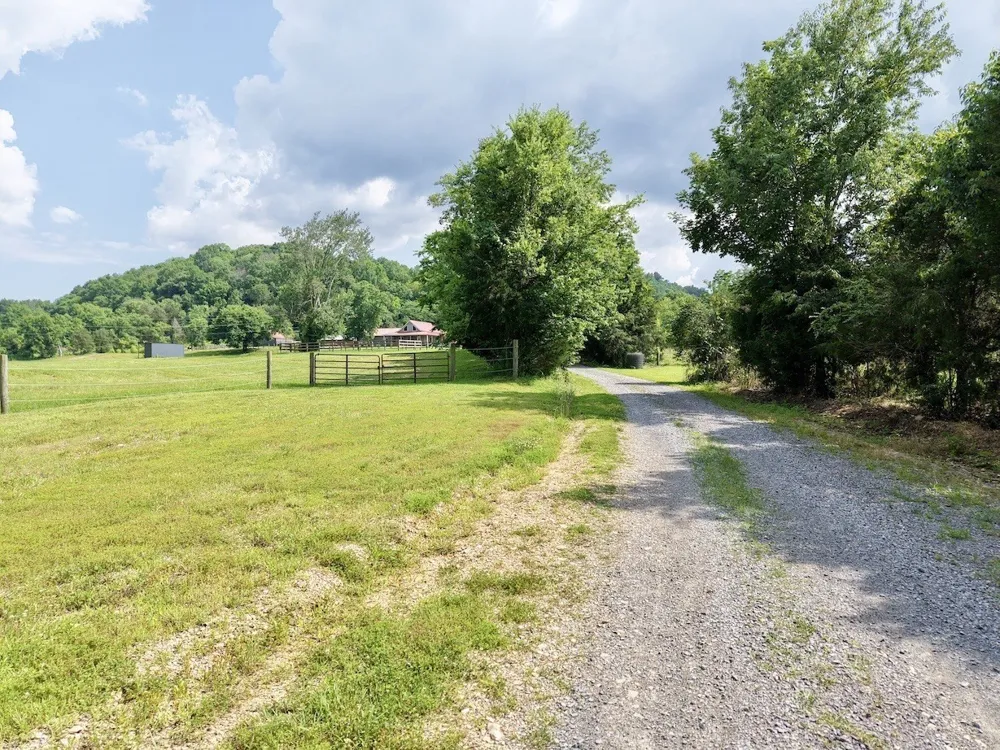 161 Fowler Rd Woodbury, TN 37190