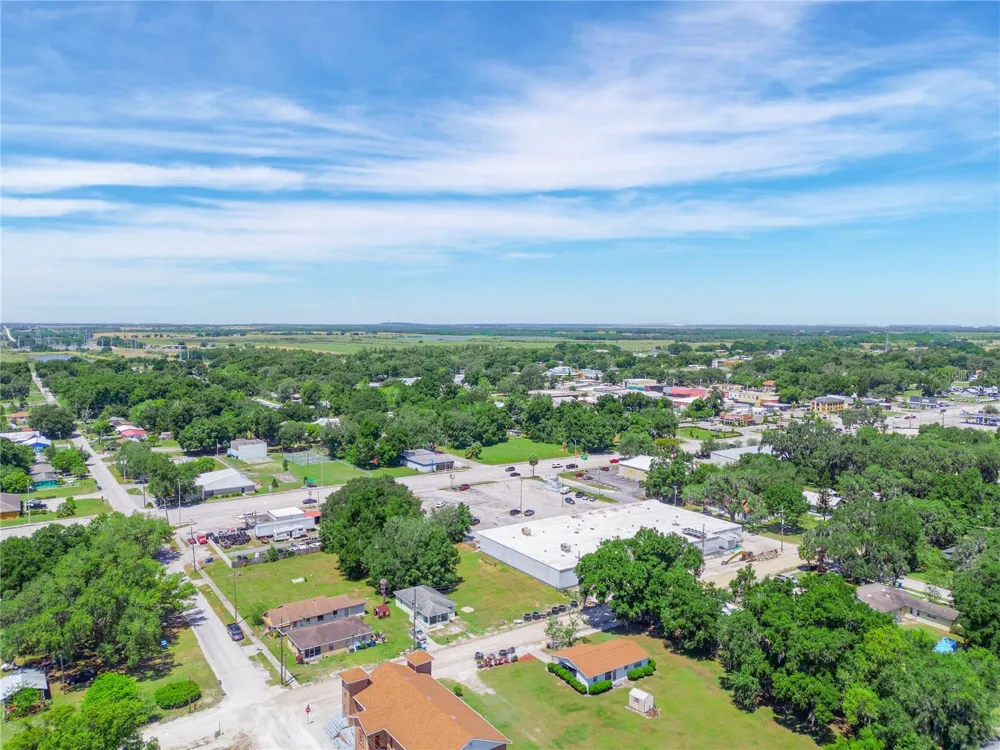LANIER AVENUE Fort Meade, FL 33841