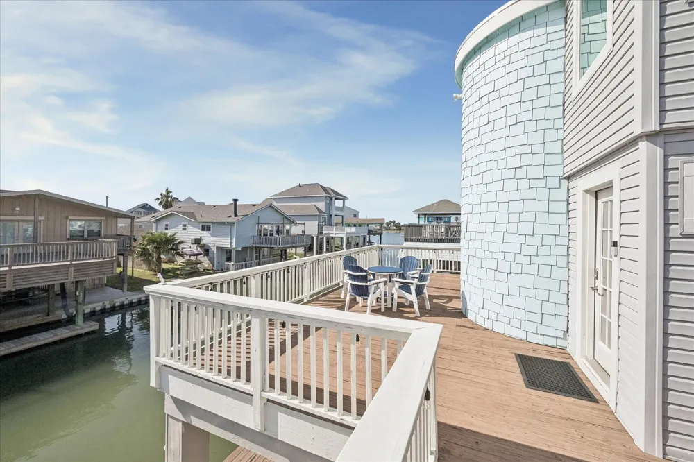 16533 Barbados Way Jamaica Beach, TX 77554