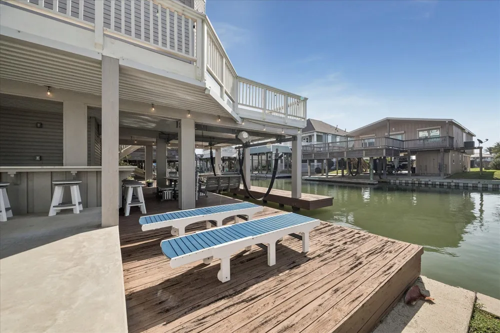 16533 Barbados Way Jamaica Beach, TX 77554