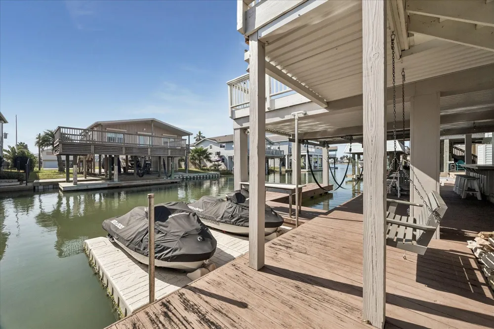 16533 Barbados Way Jamaica Beach, TX 77554