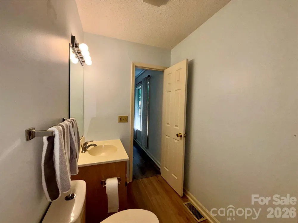 160 Whispering Pines Drive Marion, NC 28752