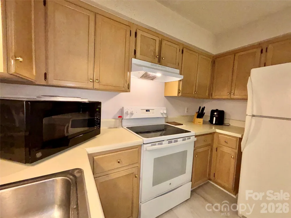 160 Whispering Pines Drive Marion, NC 28752