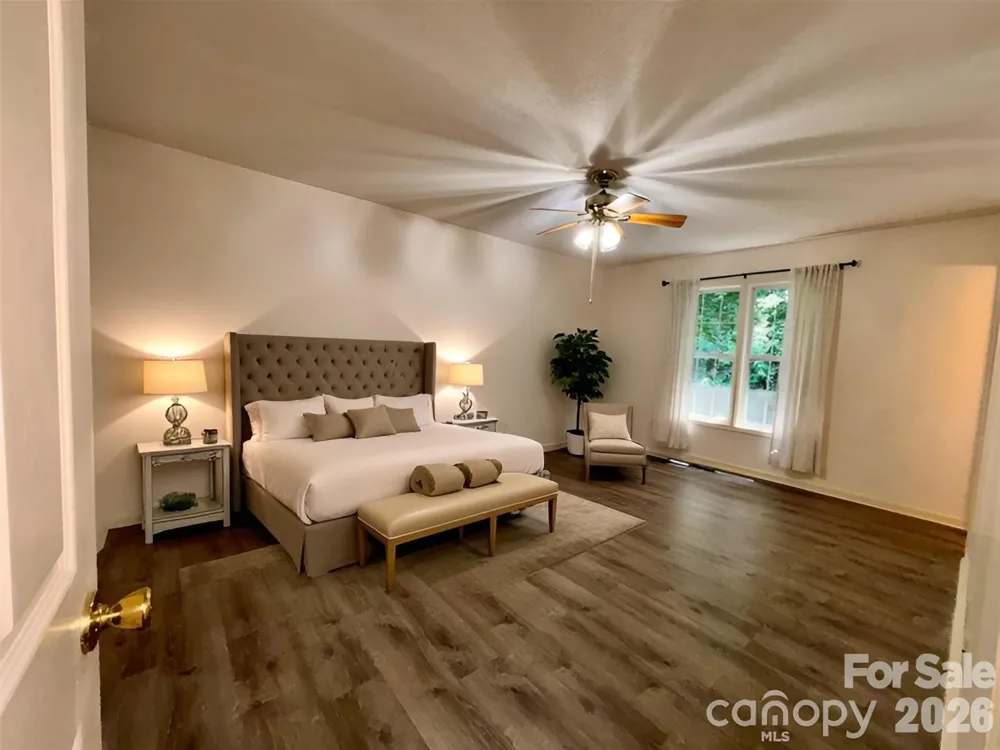 160 Whispering Pines Drive Marion, NC 28752