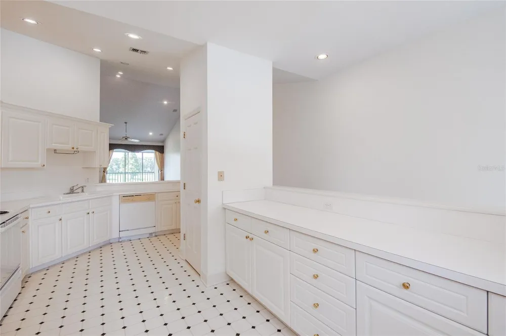 447 ENCLAVE PLACE #447 Lakeland, FL 33803