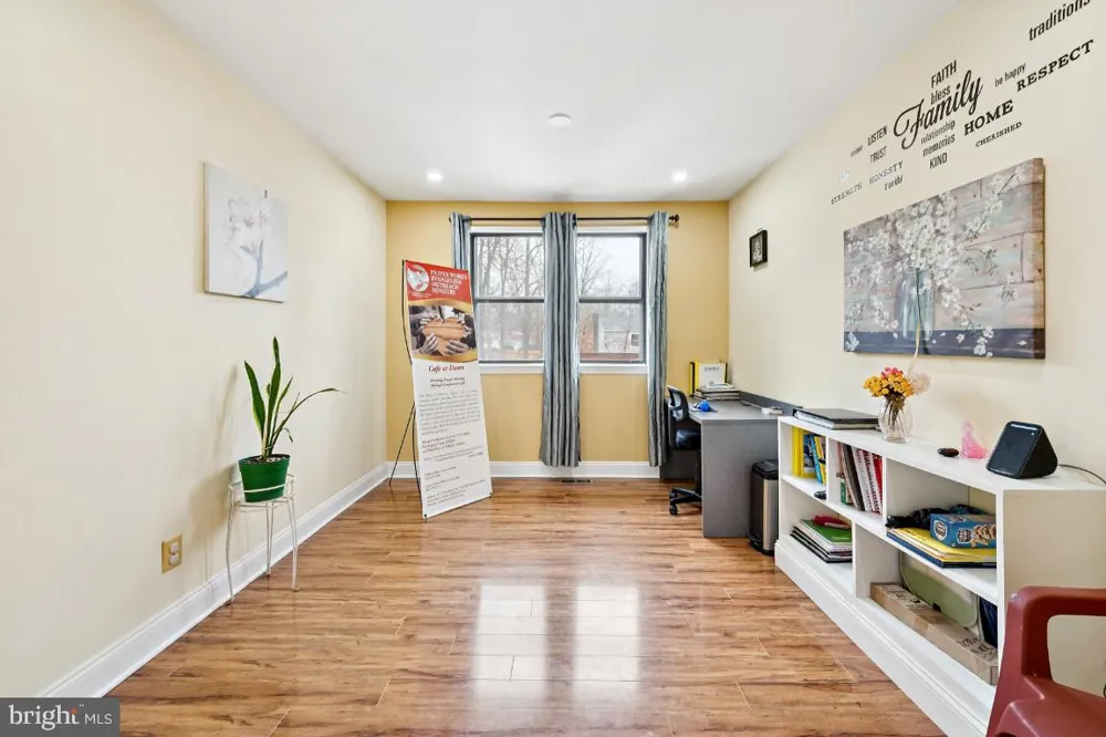 231 PEPPERMILL ROAD West Berlin, NJ 08091