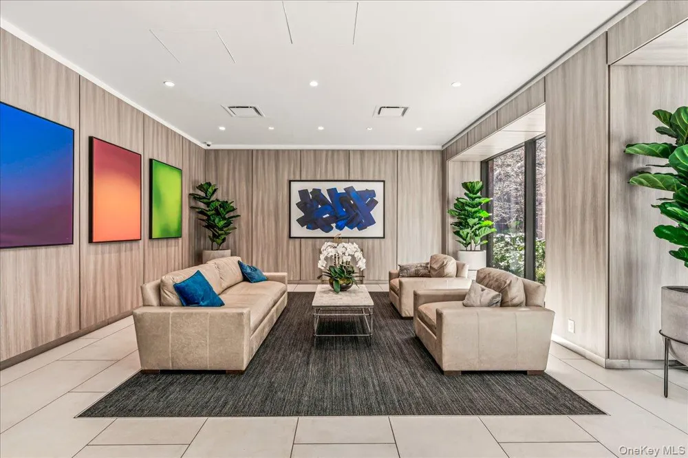 305 E 40th Street #14A New York (Manhattan), NY 10016