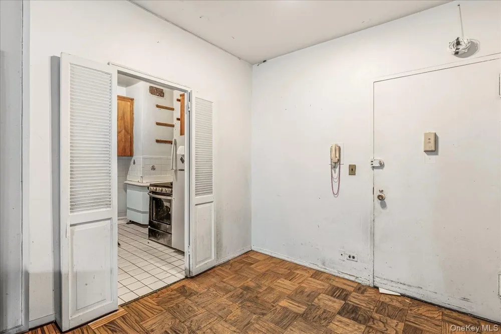 305 E 40th Street #14A New York (Manhattan), NY 10016