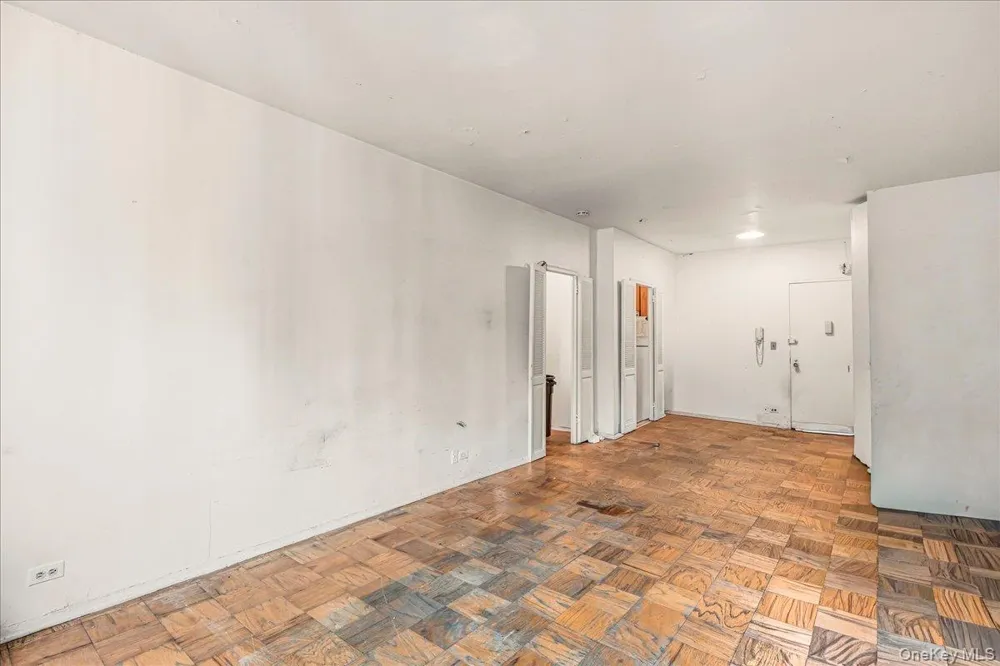 305 E 40th Street #14A New York (Manhattan), NY 10016