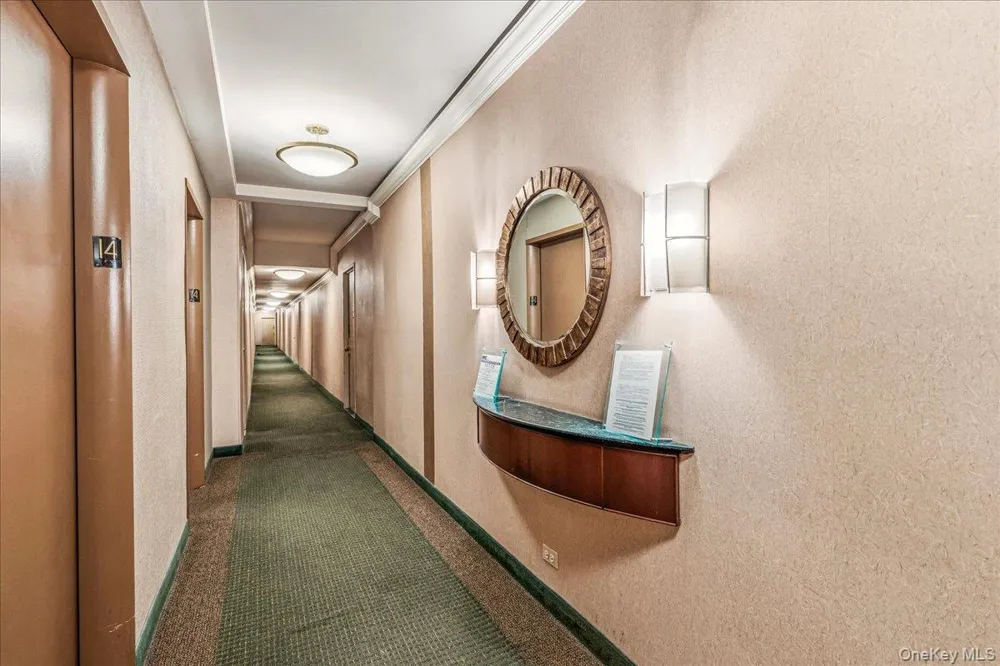 305 E 40th Street #14A New York (Manhattan), NY 10016