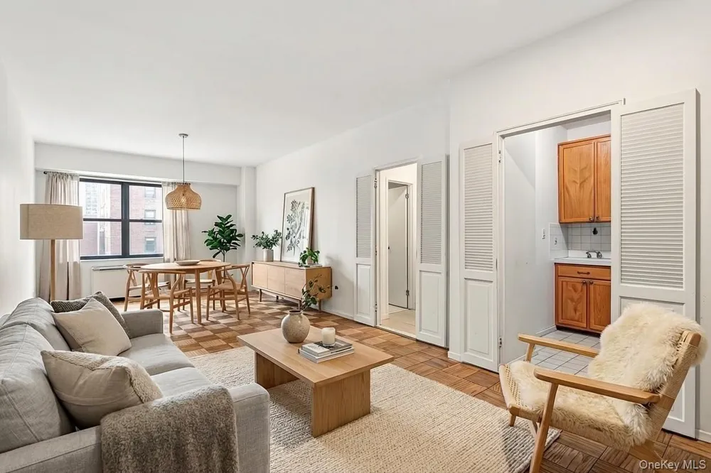 305 E 40th Street #14A New York (Manhattan), NY 10016