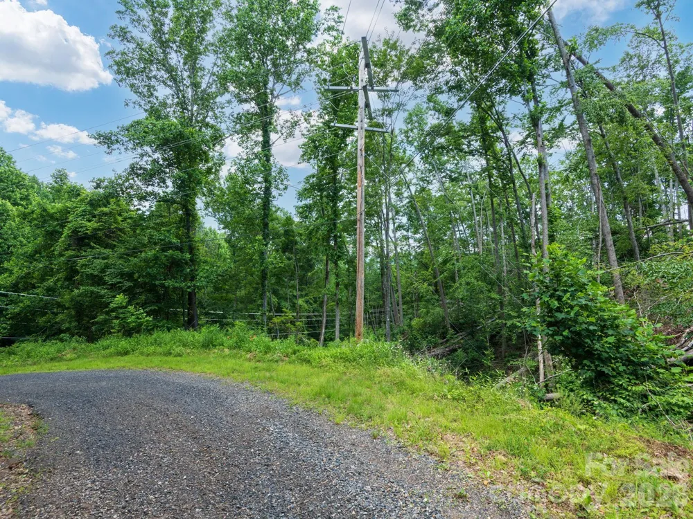 99999 Winterberry Road #11 Burnsville, NC 28714