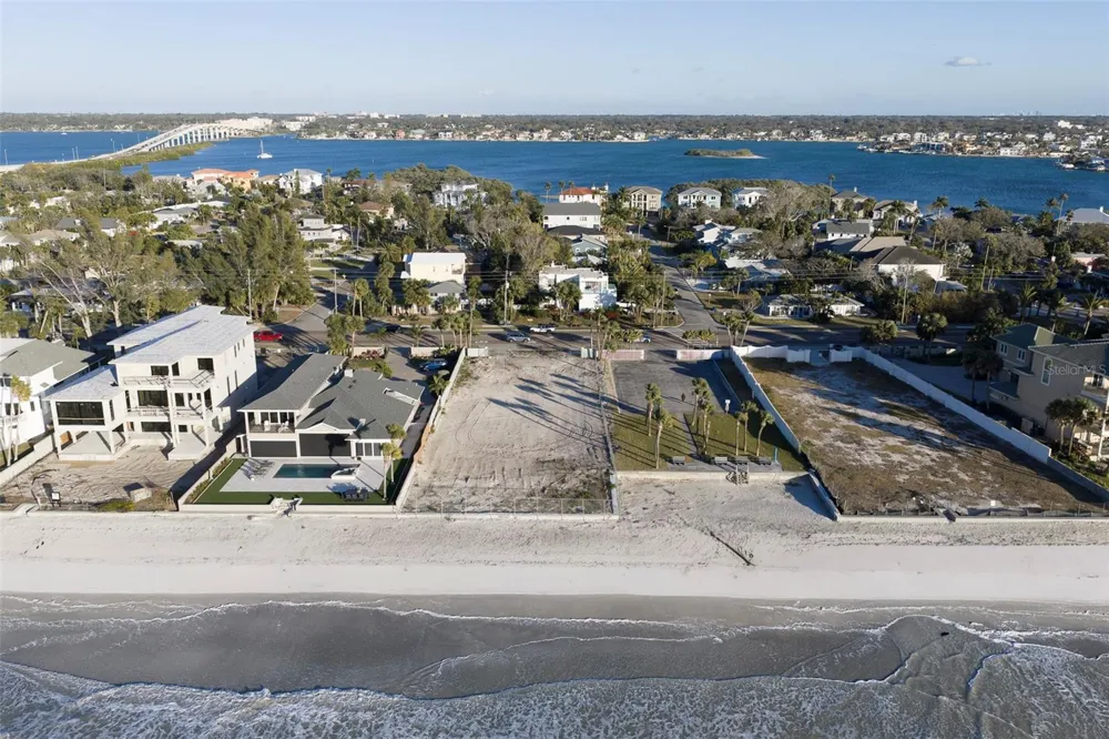 620.5 GULF BOULEVARD Belleair Shore, FL 33786