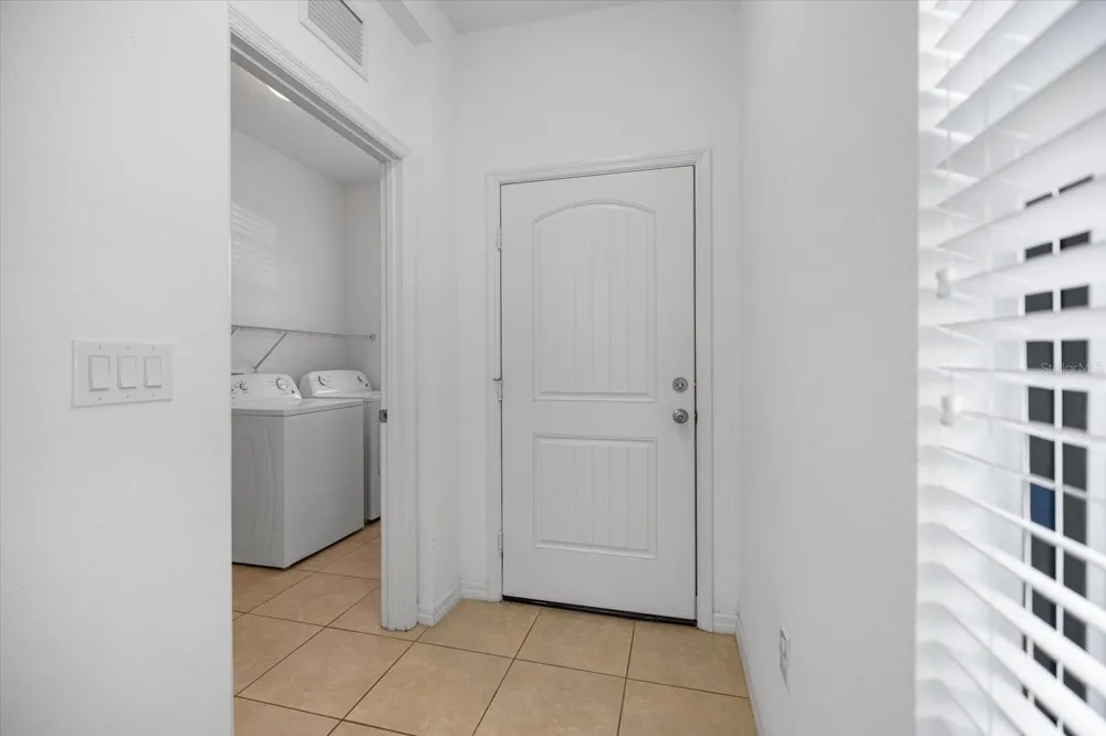 229 LIVORNO WAY Nokomis, FL 34275
