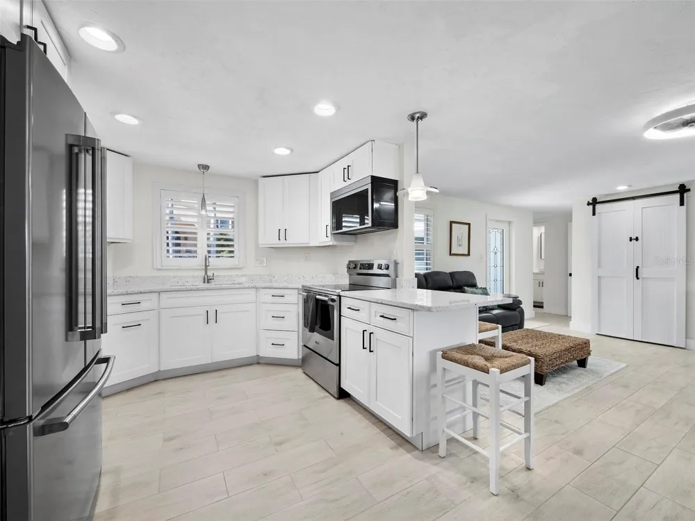 726 JUNGLE QUEEN WAY Longboat Key, FL 34228