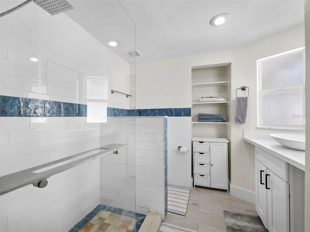 726 JUNGLE QUEEN WAY Longboat Key, FL 34228
