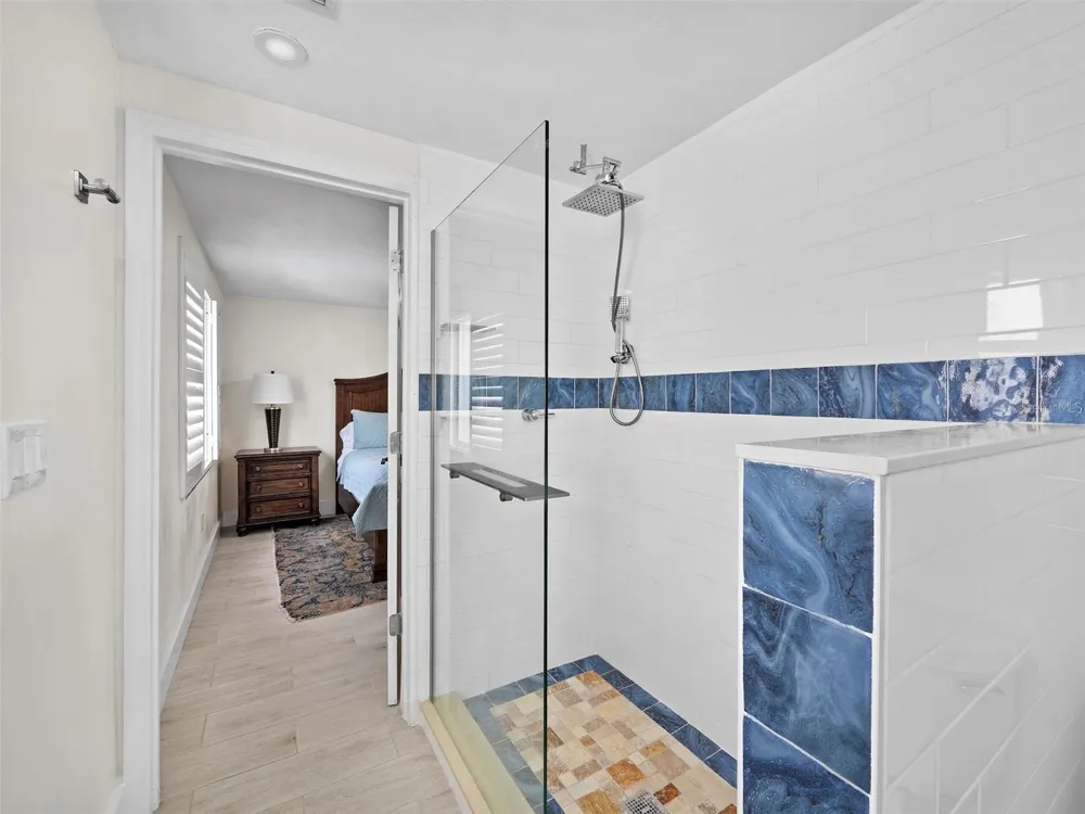 726 JUNGLE QUEEN WAY Longboat Key, FL 34228